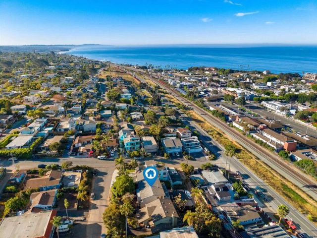 852 Dewitt Avenue, Encinitas, CA 92024