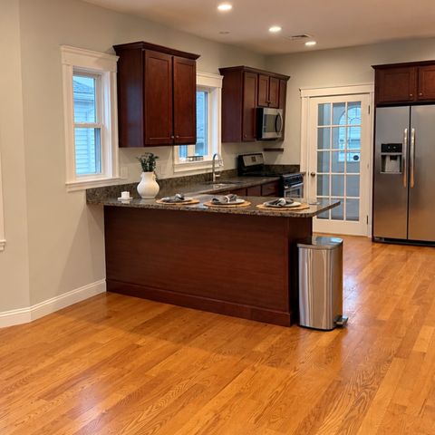 113 Hillsdale Rd 113, Somerville, MA 02144
