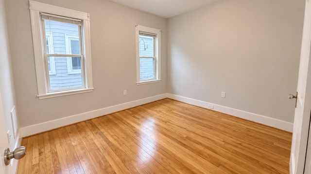 113 Hillsdale Rd 113, Somerville, MA 02144