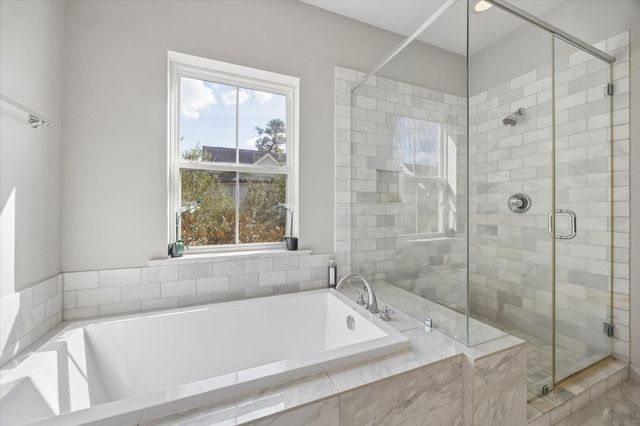 270 Green Boulevard, Shenandoah, TX 77384