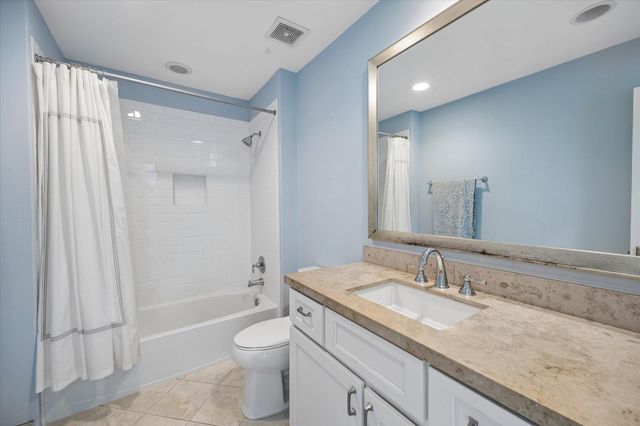 270 Green Boulevard, Shenandoah, TX 77384