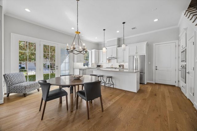 270 Green Boulevard, Shenandoah, TX 77384