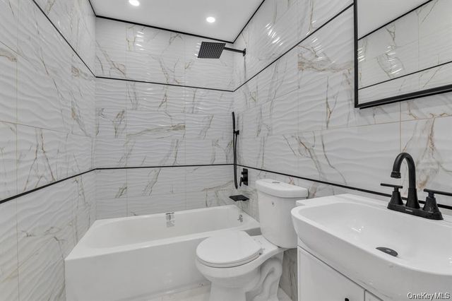 8222 Avenue J, Brooklyn, NY 11236