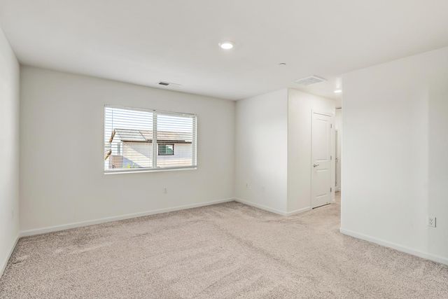12727 Thorntonhall Dr, Rancho Cordova, CA 95742