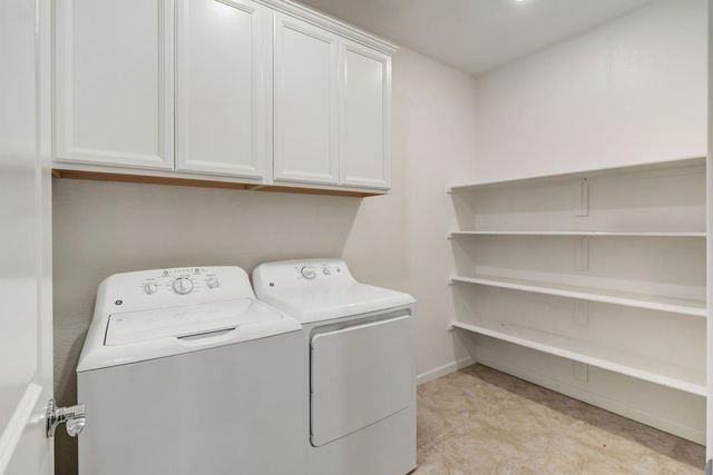 12727 Thorntonhall Dr, Rancho Cordova, CA 95742