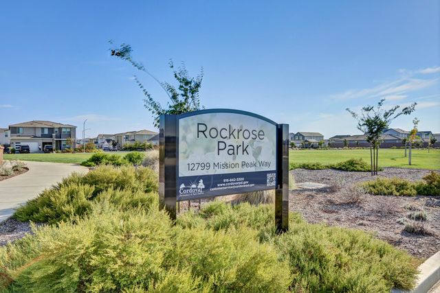 12727 Thorntonhall Dr, Rancho Cordova, CA 95742