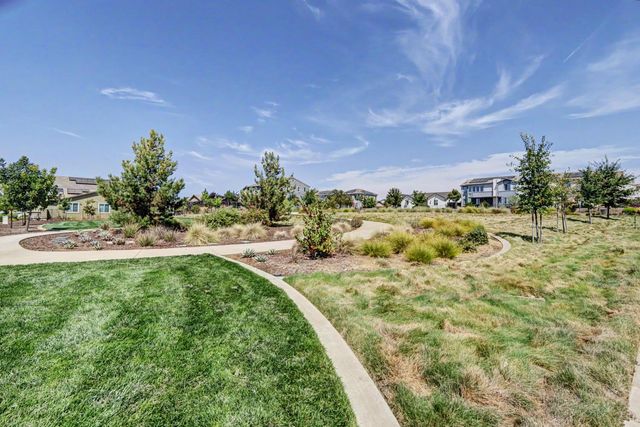 12727 Thorntonhall Dr, Rancho Cordova, CA 95742