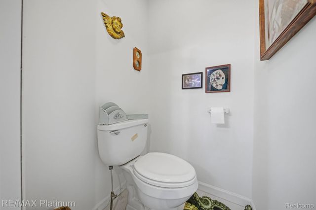 5630 Glen Echo Drive, Genoa Township, MI 48843