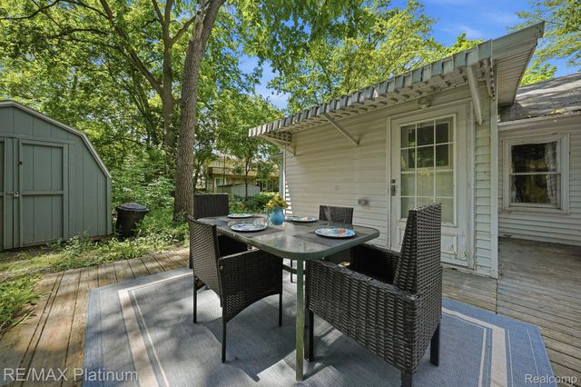 5630 Glen Echo Drive, Genoa Township, MI 48843