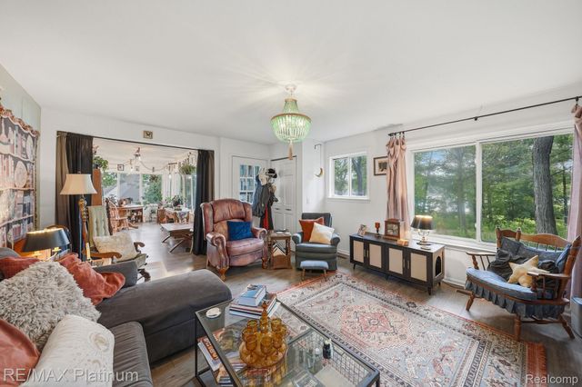 5630 Glen Echo Drive, Genoa Township, MI 48843