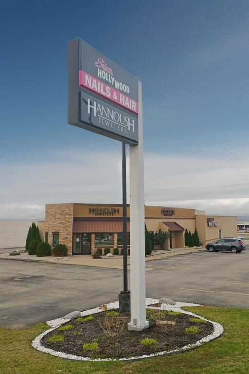 7911 Mall Road, Florence, KY 41042