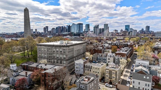 6-8 Bartlett St 3, Boston, MA 02129