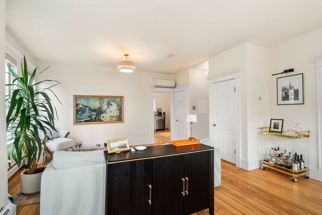 6-8 Bartlett St 3, Boston, MA 02129
