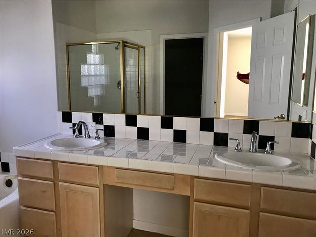 4191 Squaw Creek Court, Las Vegas, NV 89120