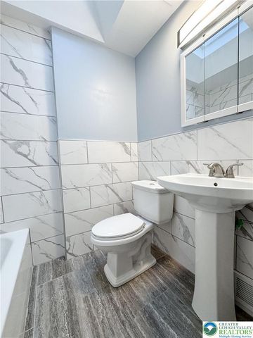 2074 Baker Drive, Allentown City, PA 18103