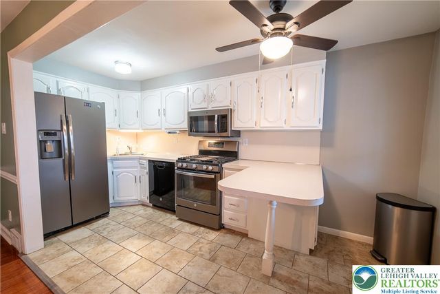 2074 Baker Drive, Allentown City, PA 18103