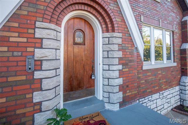 6116 Leona Street, St Louis, MO 63116