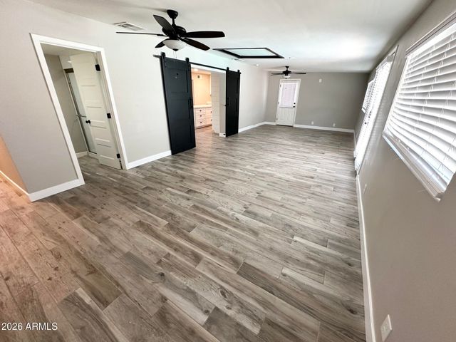 2220 E HEATHERBRAE Drive, Phoenix, AZ 85016