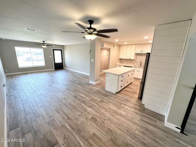 2220 E HEATHERBRAE Drive, Phoenix, AZ 85016