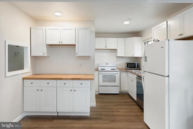 802 LUCKY RD, Severn, MD 21144