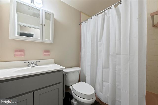 802 LUCKY RD, Severn, MD 21144