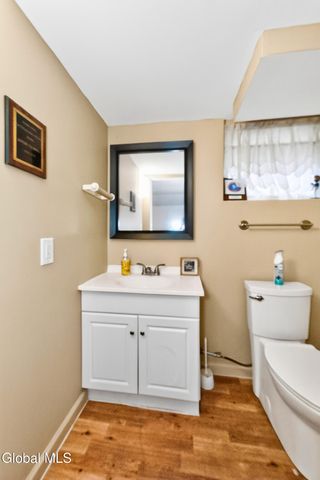 15 Croswell Street, Albany, NY 12206