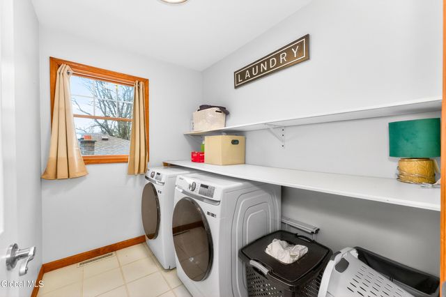 15 Croswell Street, Albany, NY 12206
