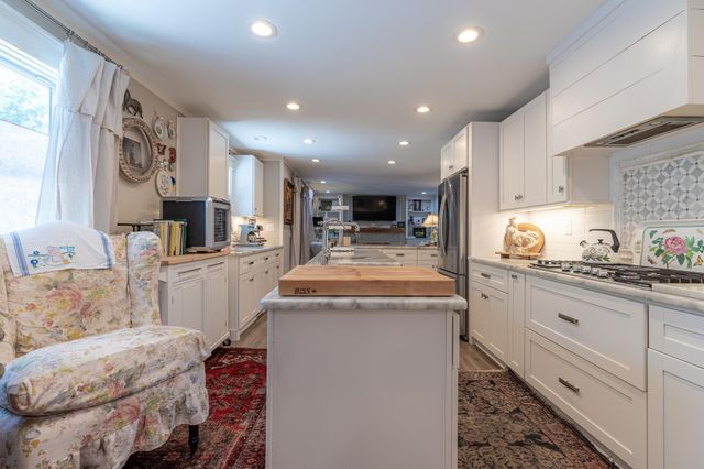 6414 Ridge Lake Road, Hixson, TN 37343