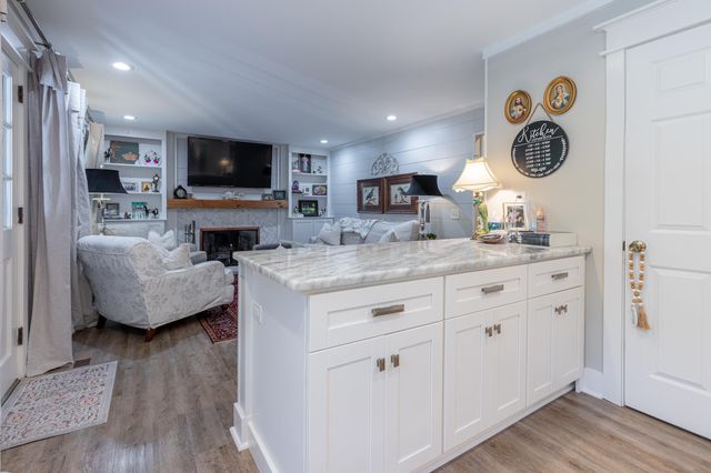 6414 Ridge Lake Road, Hixson, TN 37343