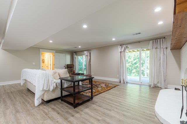 6414 Ridge Lake Road, Hixson, TN 37343