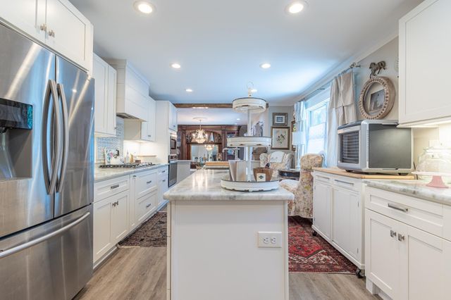 6414 Ridge Lake Road, Hixson, TN 37343