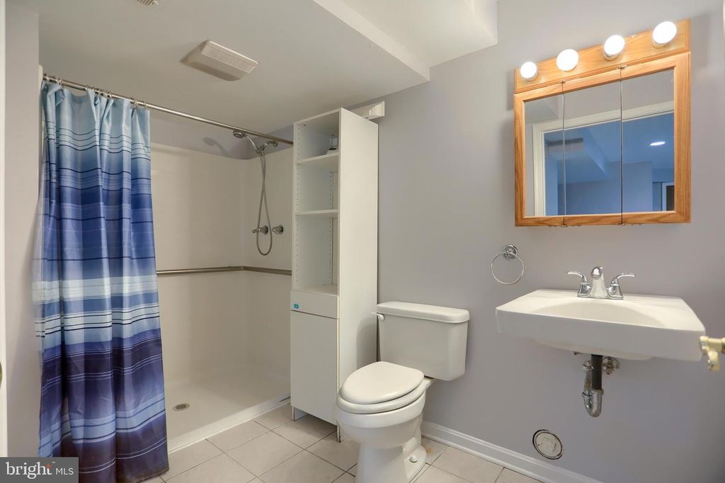 Image 33 of property listing at 808 WHITE PINE LN, Joppa, MD 21085