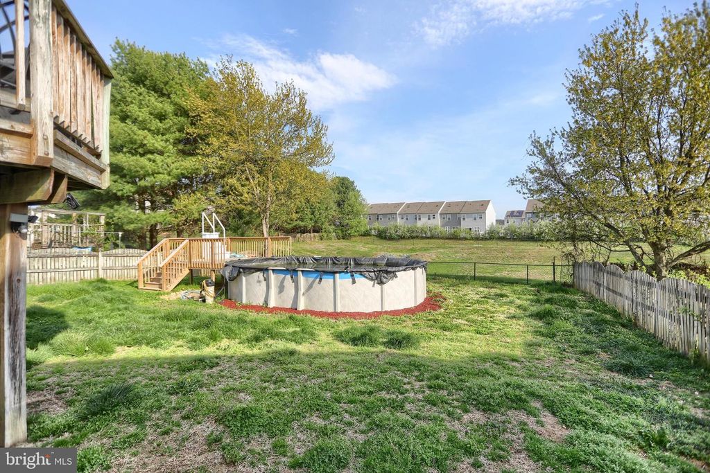 Image 39 of property listing at 808 WHITE PINE LN, Joppa, MD 21085