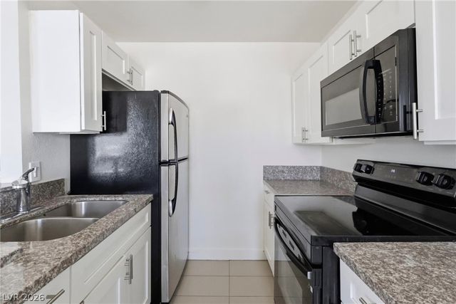 180 West New York Avenue 4, Las Vegas, NV 89102