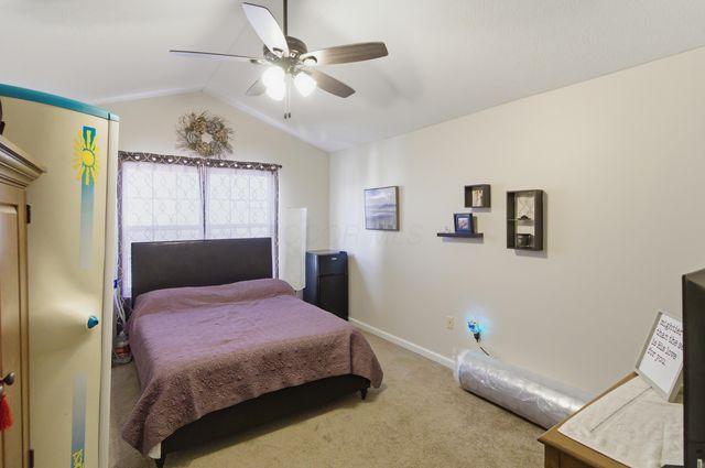 810 Mystic Pointe Drive, Lewis Center, OH 43035