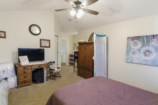 810 Mystic Pointe Drive, Lewis Center, OH 43035