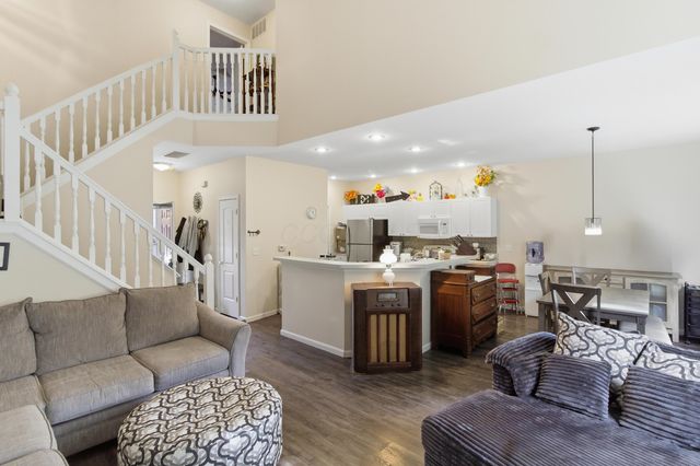 810 Mystic Pointe Drive, Lewis Center, OH 43035