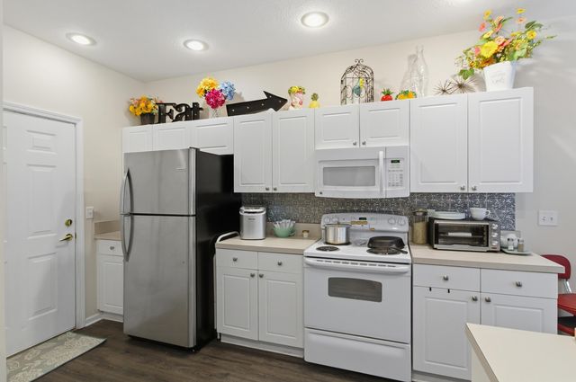 810 Mystic Pointe Drive, Lewis Center, OH 43035