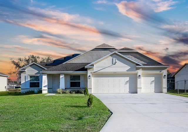 1557 SW Medley Lane SW, Port St. Lucie, FL 34953