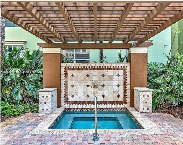 1919 Van Buren Street 111A, Hollywood, FL 33020