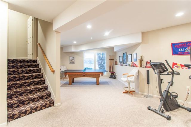 19605 W 99th Street, Lenexa, KS 66220