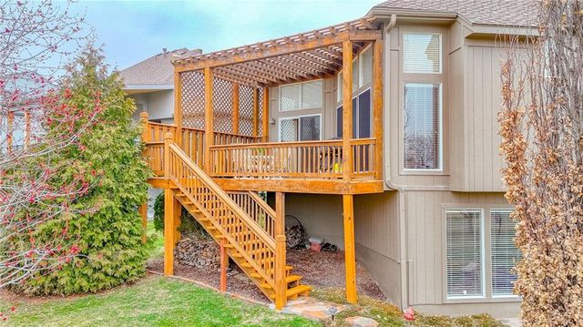 19605 W 99th Street, Lenexa, KS 66220