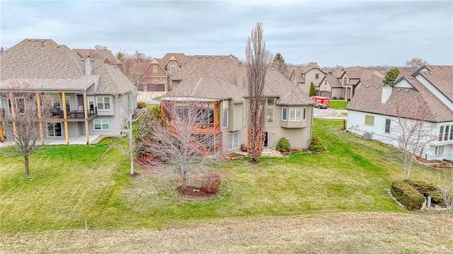 19605 W 99th Street, Lenexa, KS 66220