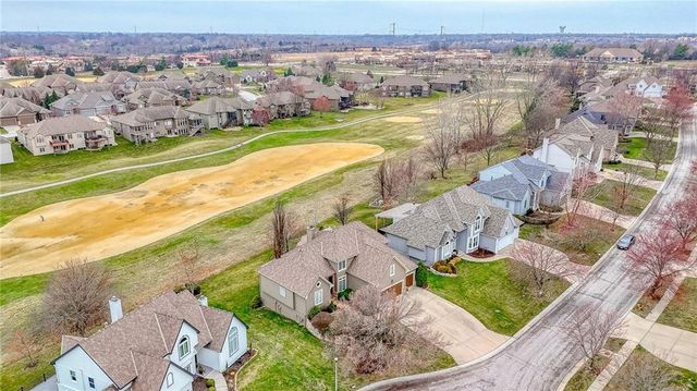 19605 W 99th Street, Lenexa, KS 66220