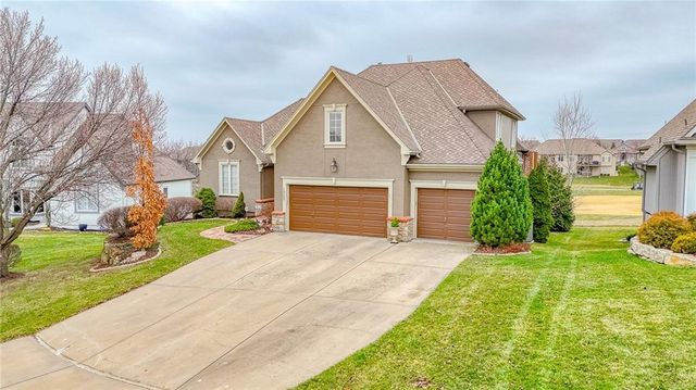 19605 W 99th Street, Lenexa, KS 66220
