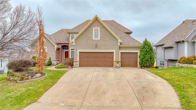 19605 W 99th Street, Lenexa, KS 66220