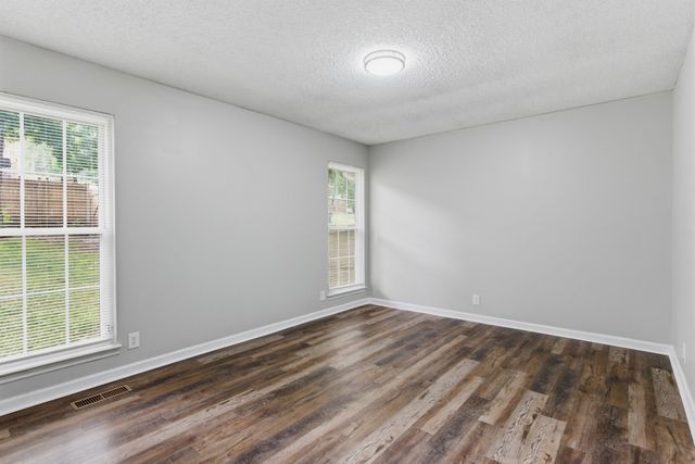 356 Cedarcliff Rd, Antioch, TN 37013