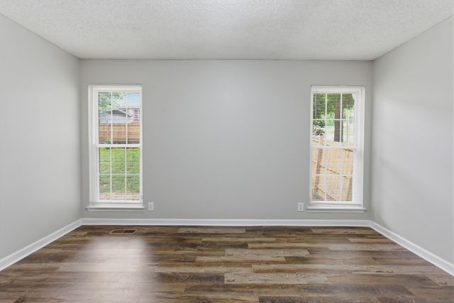 356 Cedarcliff Rd, Antioch, TN 37013