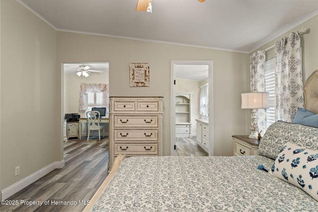 15922 Brookridge Boulevard, Brooksville, FL 34613