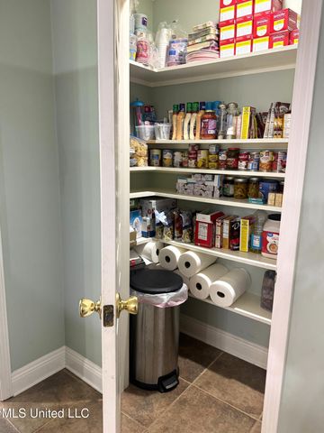 4 Sun Court, Natchez, MS 39120